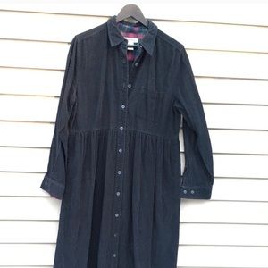 Eddie Bauer black corduroy dress size L.